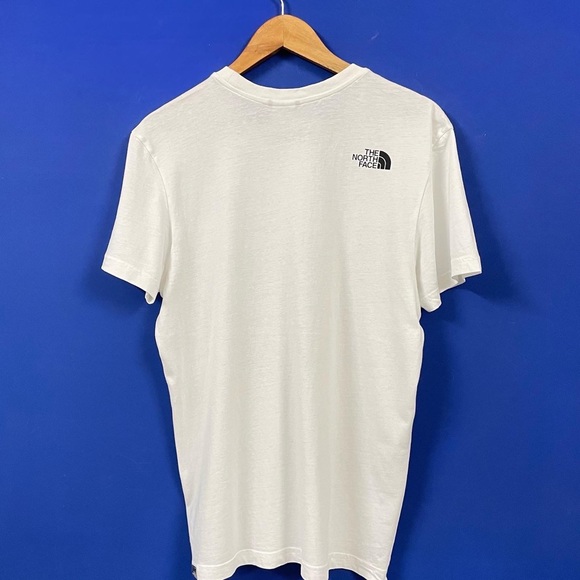 THE NORTH FACE AUTHENTIC WHITE CREW NECK T-SHIRT FOR MEN’S AND WOMEN’S - Picture 2 of 7